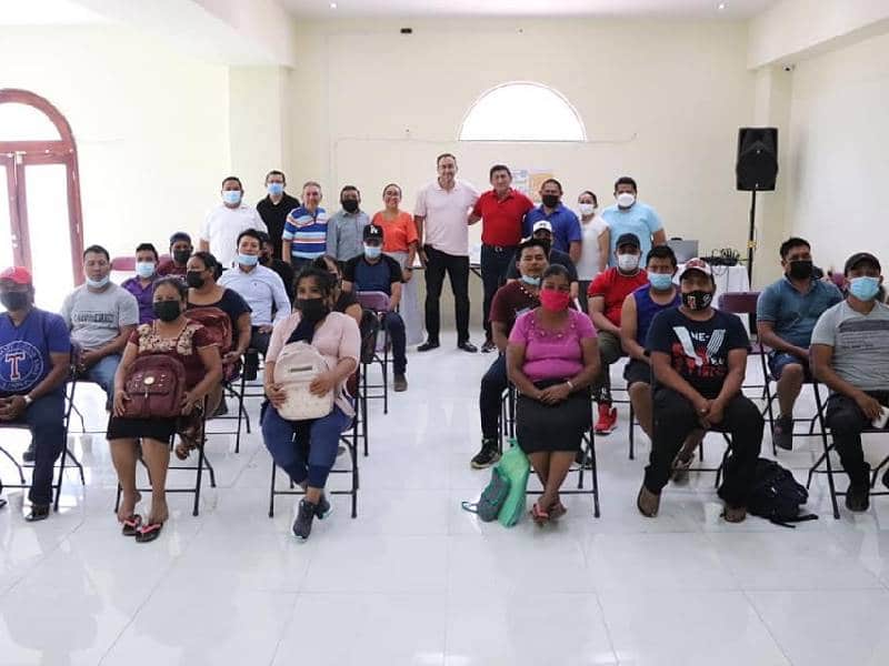 Concreta AGEPRO la regularización y titulación de predios en Maya Balam