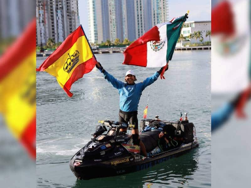 Llega a Cancún, embarcación más pequeña que busca dar la vuelta al mundo