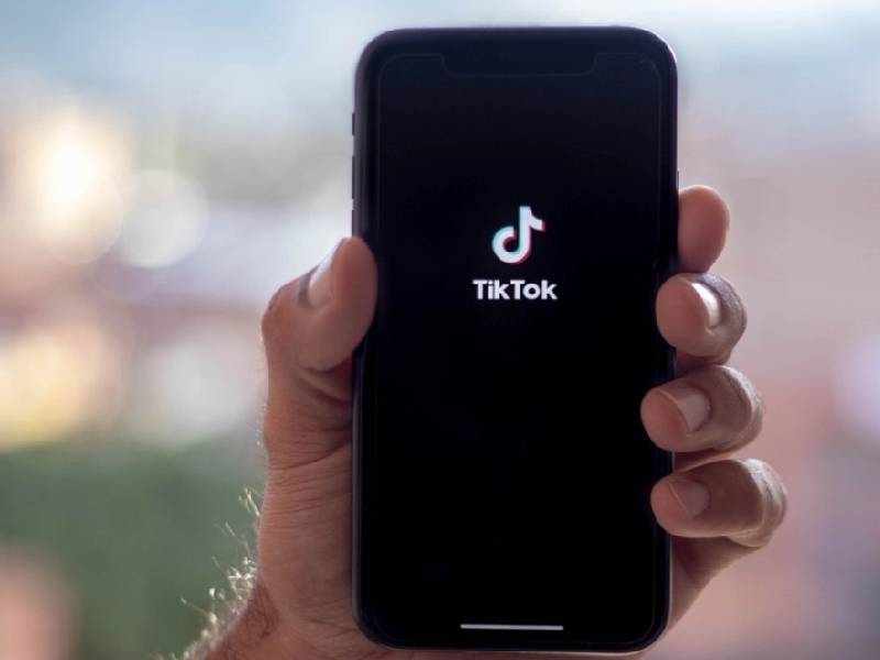 Senadores de Estados Unidos piden investigar de cerca a TikTok