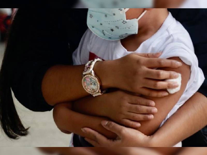 Investiga Fiscalía muerte de niño después de recibir vacuna en Oaxaca