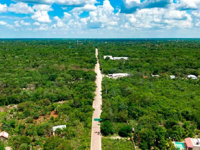 Ayuntamiento de Carrillo Puerto inicia rehabilitación de vital carretera a Valladolid