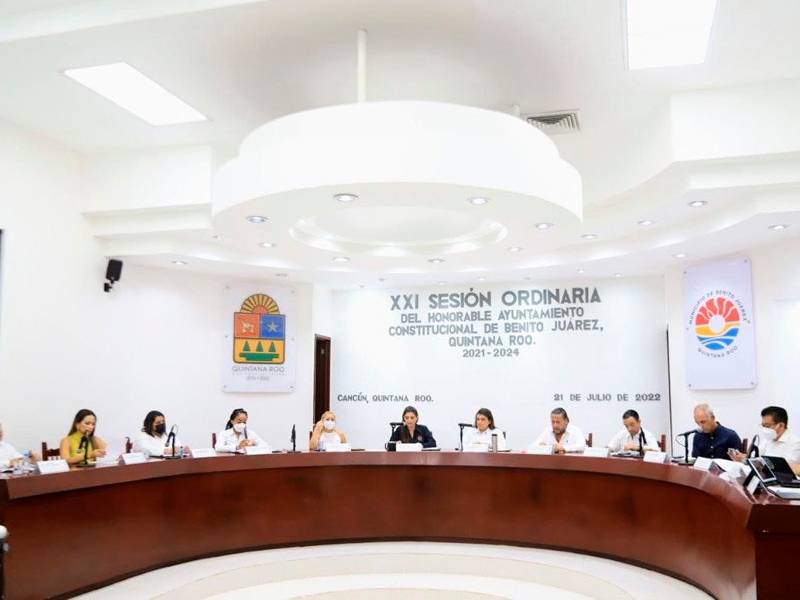 Ayuntamiento sociabiliza beneficios y vías alternas por rehabilitación vial en Cancún