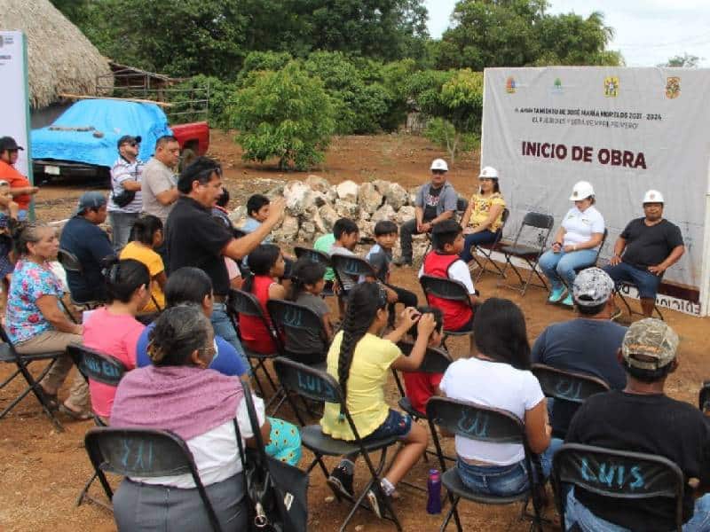 Dan inicio de construcción de viviendas en la comunidad de la Carolina