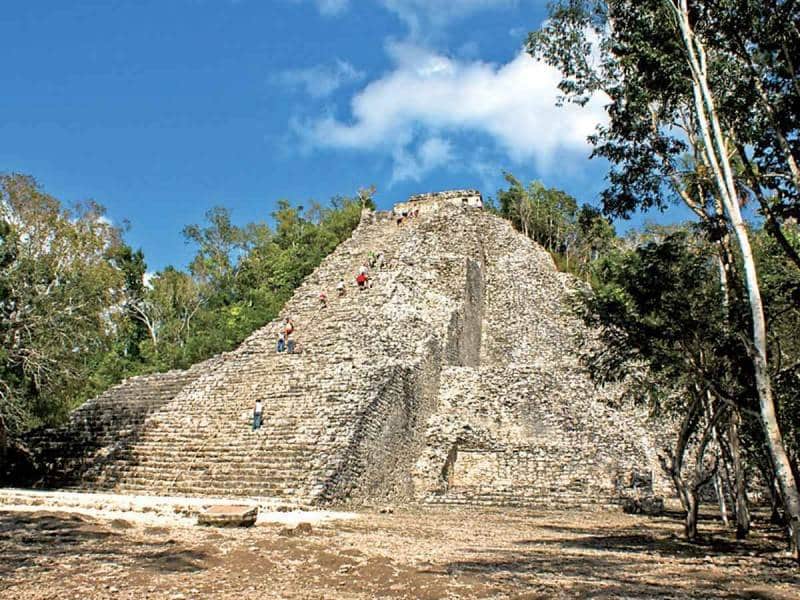 Blindan vestigios de Coba