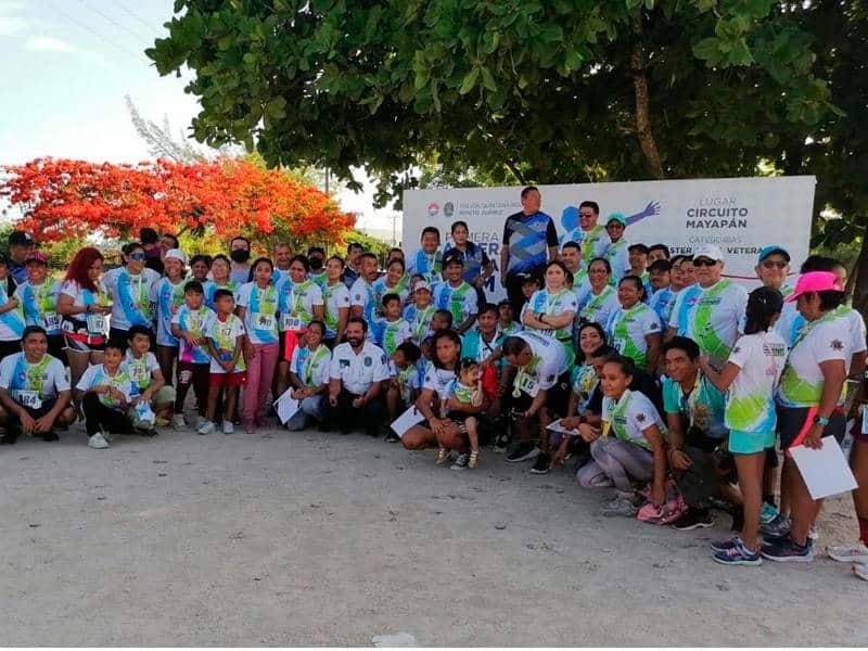 Más de medio centenar en la carrera familiar de la policía municipal