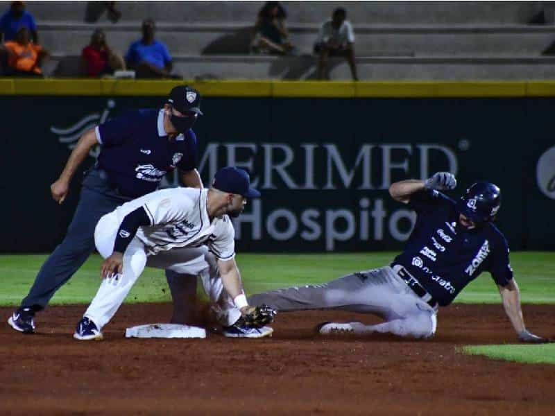 Con cuadrangular de Lázaro Hernández en la novena entrada, Tigres supera 4-3 a Bravos