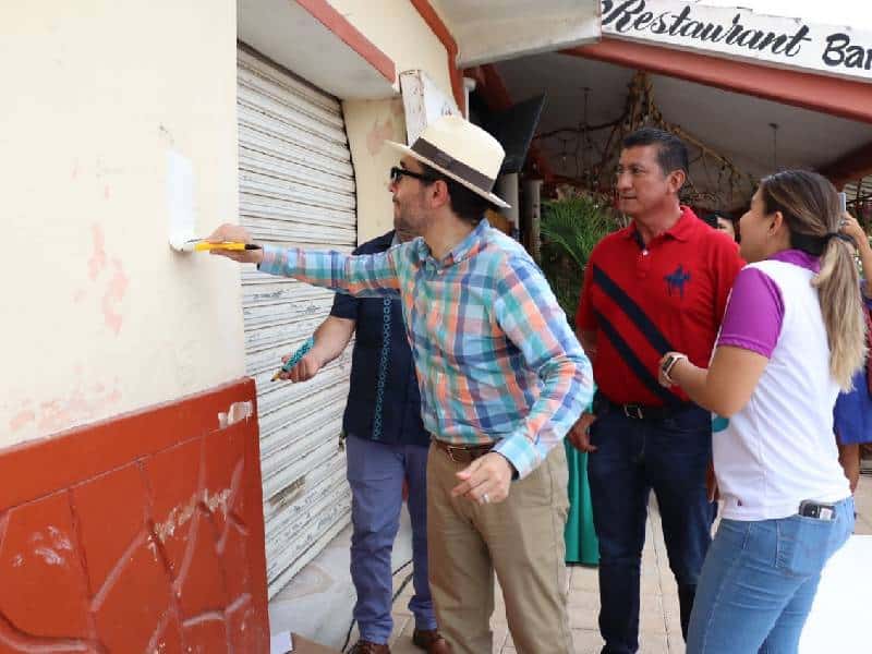 “Rutas Mágicas de Color” embellecen imagen del Pueblo Mágico de Bacalar