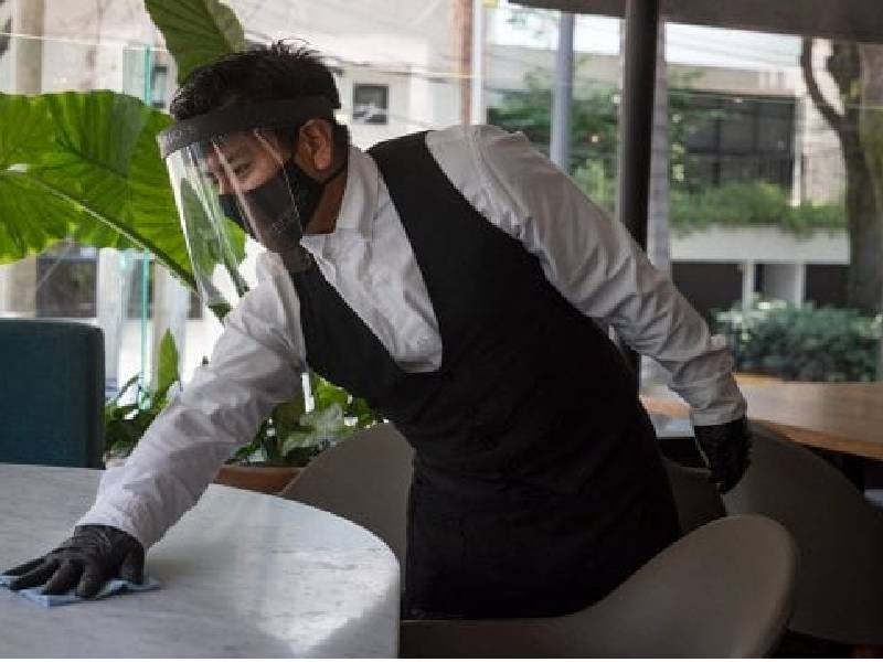 Restaurantes, con déficit de personal por Covid-19