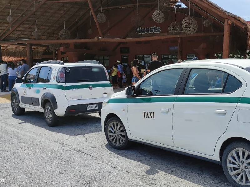 Aumento a tarifas de taxis, justificado pero en análisis