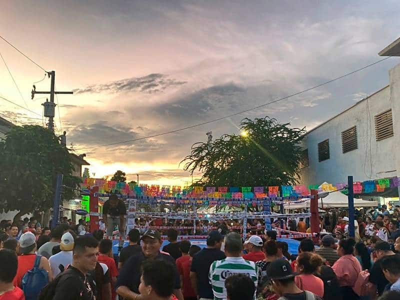 Continúan los festejos patrios en la colonia Colosio, en Playa del Carmen