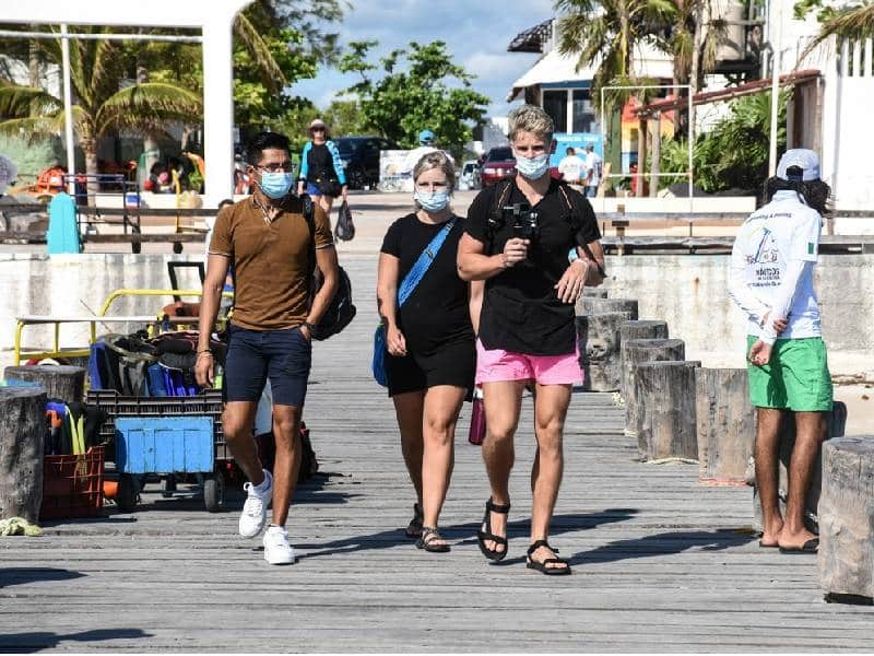 Reportan 15 casos positivos al COVID-19 en Quintana Roo