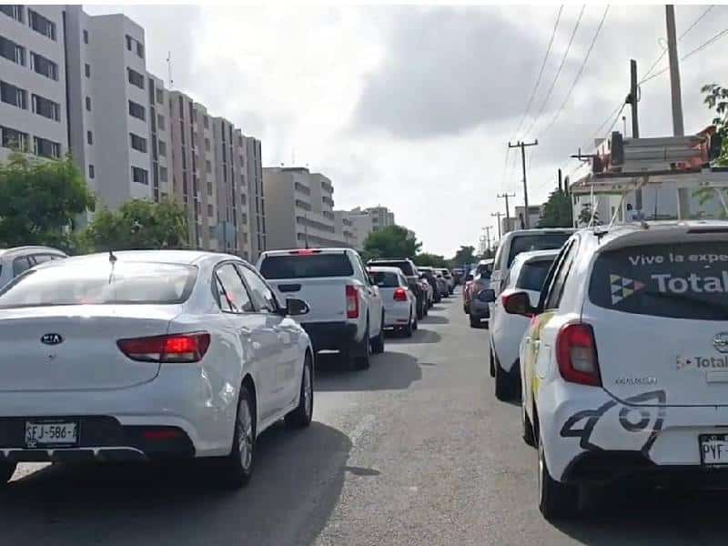 Conflictos viales en horas pico por rehabilitación de la avenida 135