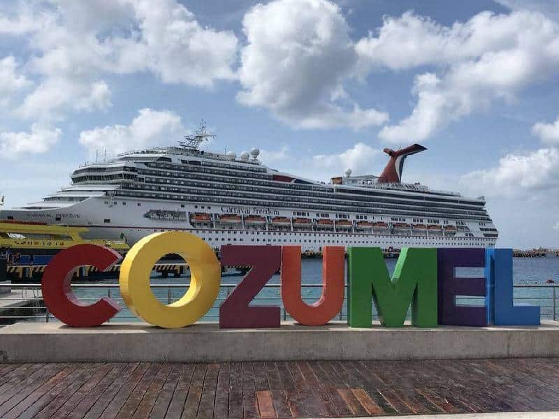 Llegan 941 cruceros a Cozumel y Mahahual