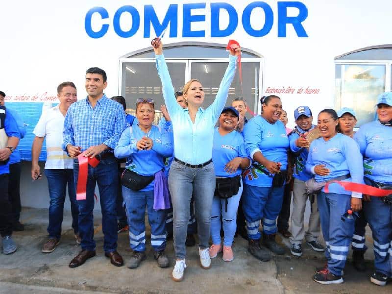 Dignifica Lili Campos trabajo de servicios públicos