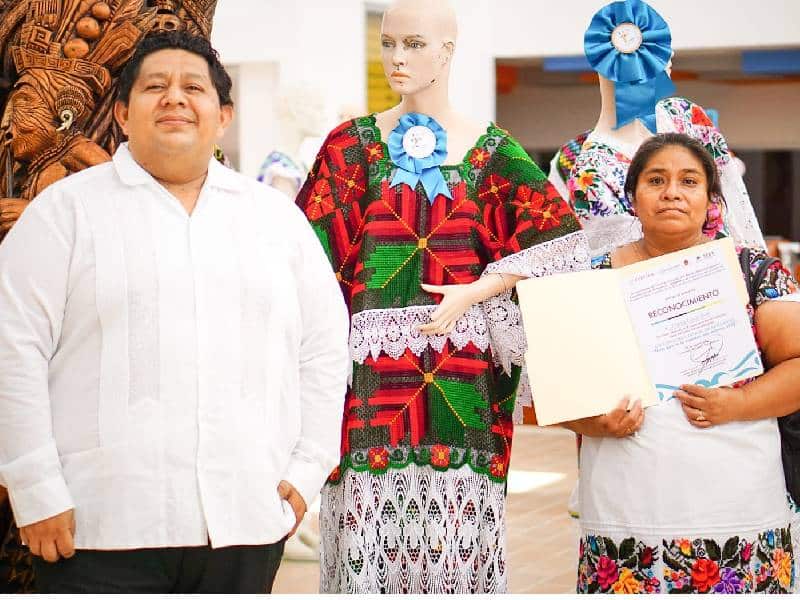 Impulsa Marciano Dzul Caamal a artesanos de Tulum
