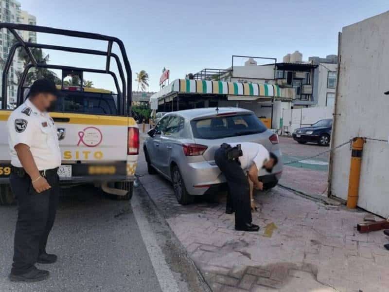 Dan de baja a cuatro elementos de tránsito por extorsión a turistas