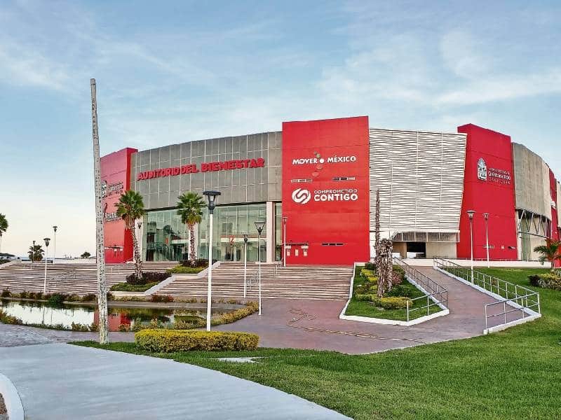 Cumple auditorio del bienestar 6 años en abandono