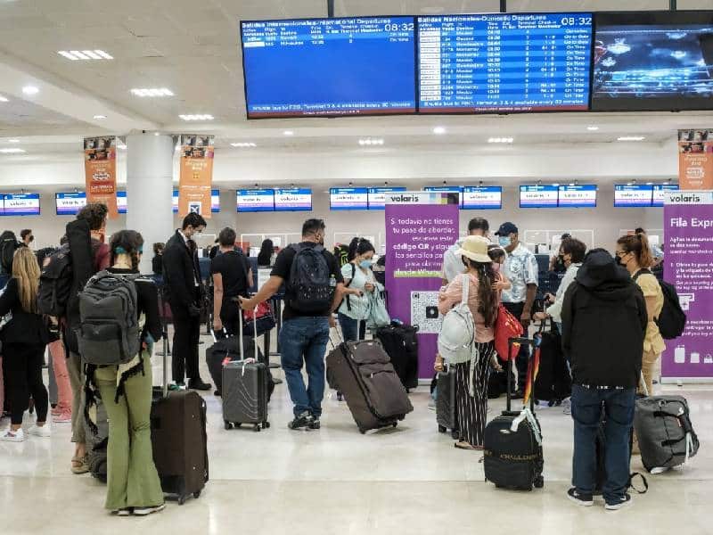 El aeropuerto de Cancún, con 500 operaciones y una conexión con 20 países