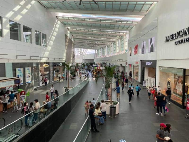 Caribe mexicano, imán para plazas comerciales