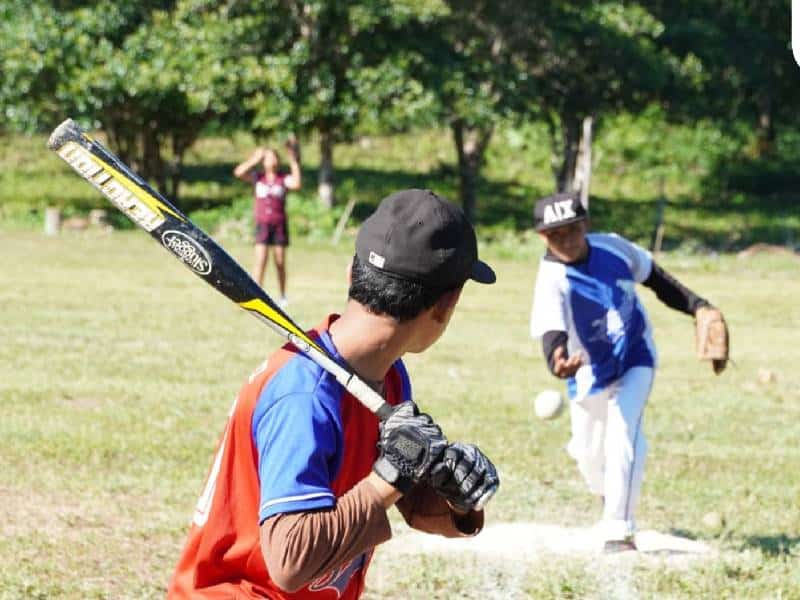 Agradecen a Erik Borges por apoyar y promover el deporte