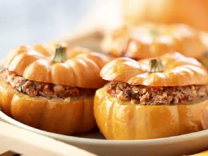 Prepara estas mini calabazas rellenas de carne