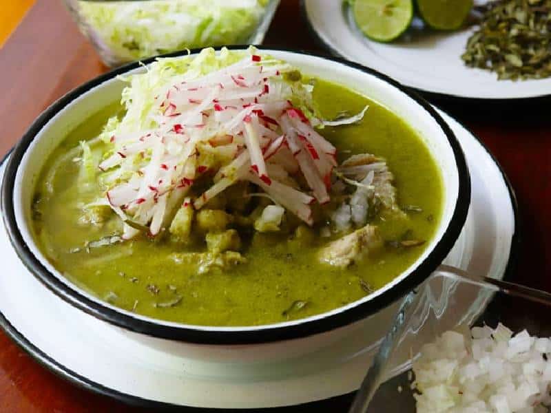 El pozole es el platillo más representativo de Guerrero