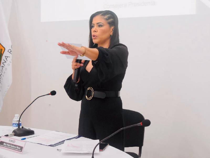 Rinde protesta nueva presidenta del Ieqroo