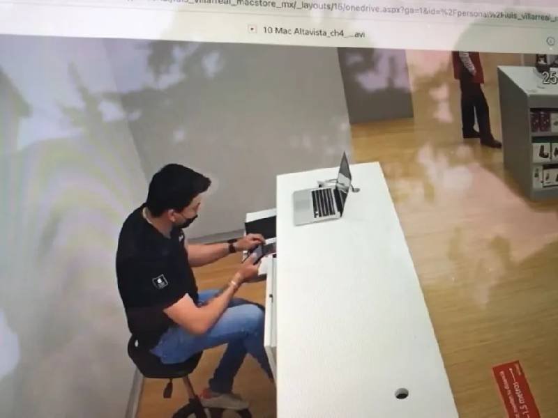Abuelita lleva a reparar su celular; le roban 5 mil pesos de app de banco