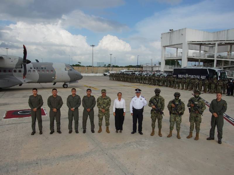 Recibe Mara Lezama a infantes de Marina para sumarse a acciones de seguridad