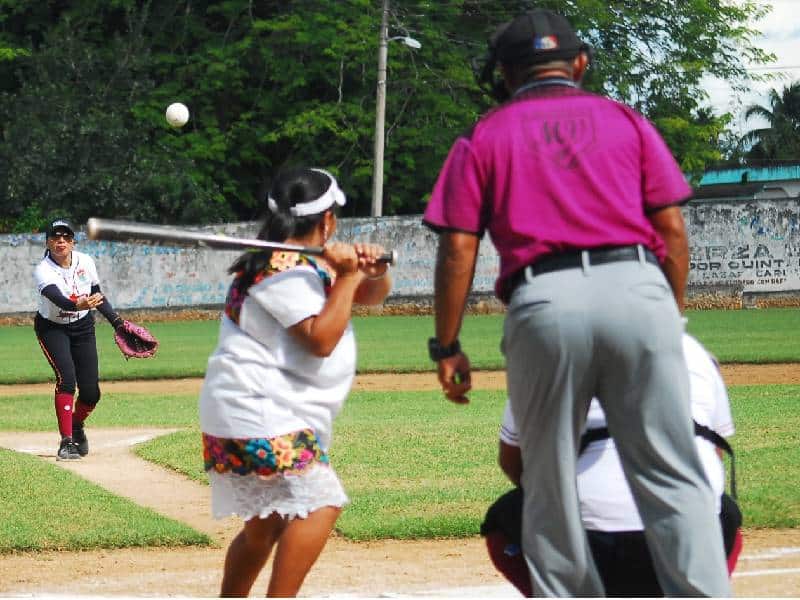 Amazonas de Yaxunah superan a selectivo de Lázaro Cárdenas