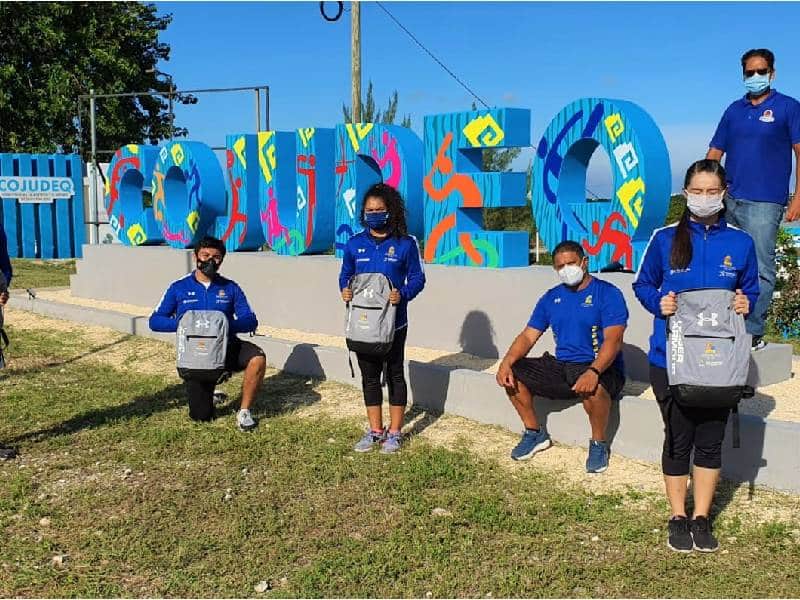 Pagan becas y estímulos atrasados a deportistas