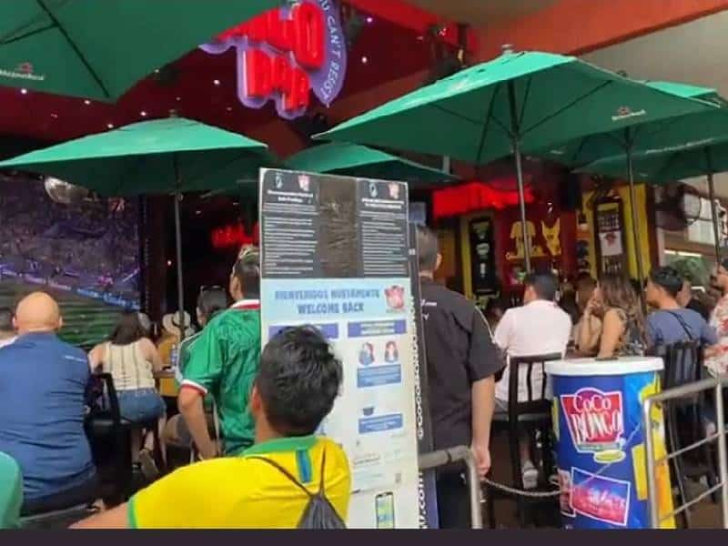 Restaurantes capitalizan pasión fútbolera