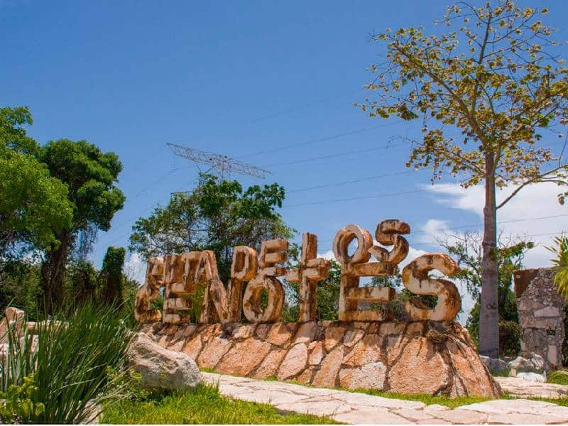 Anuncian campaña para regularizar negocios en la ruta de los cenotes