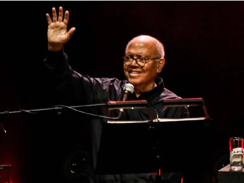 Cuba despide cantando a Pablo Milanés