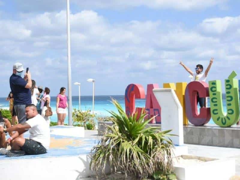 Pierde el paraíso sus marcas emblemáticas