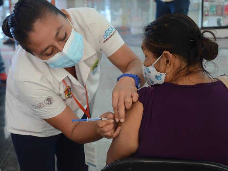 Reabren campaña de vacunación en JMM