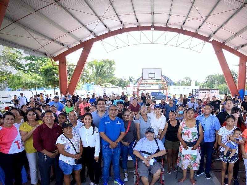 Lili Campos eleva calidad de vida de habitantes de Puerto Aventuras