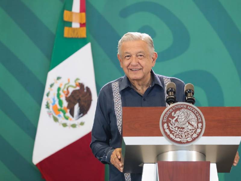 Robustece AMLO el progreso del estado