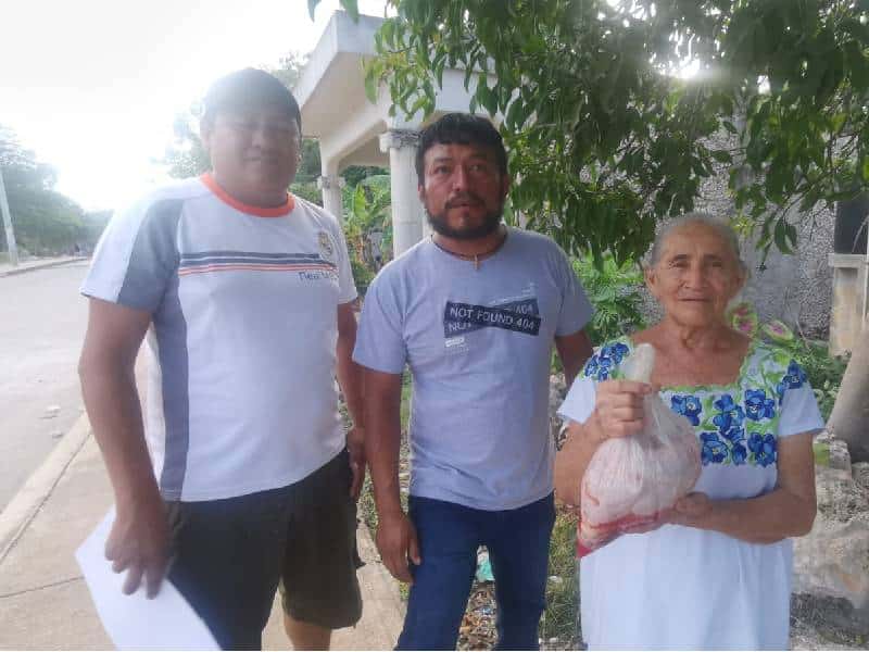 Agradecen apoyo alimentario para noche buena en JMM