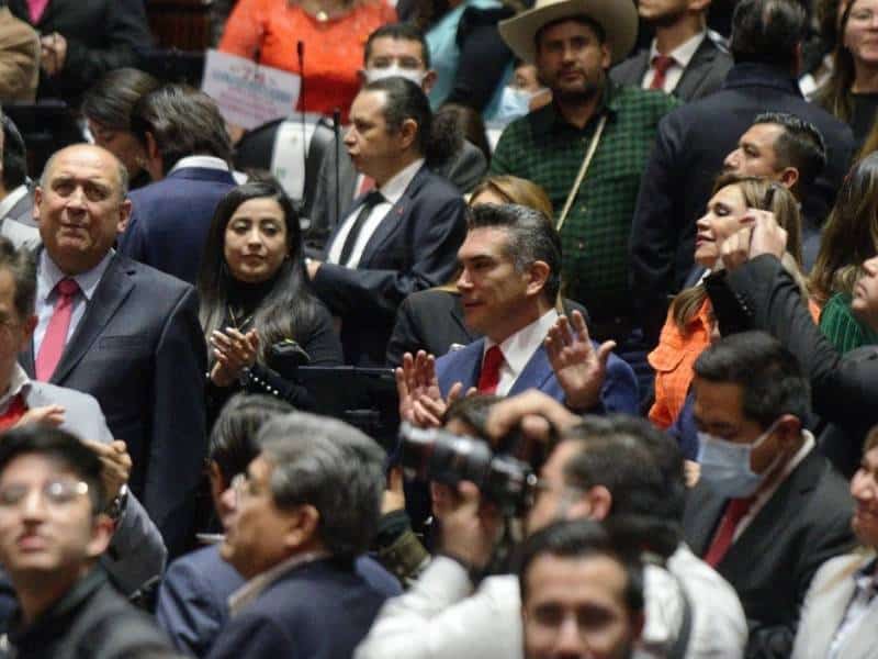 Oposición frena reforma electoral a la Constitución