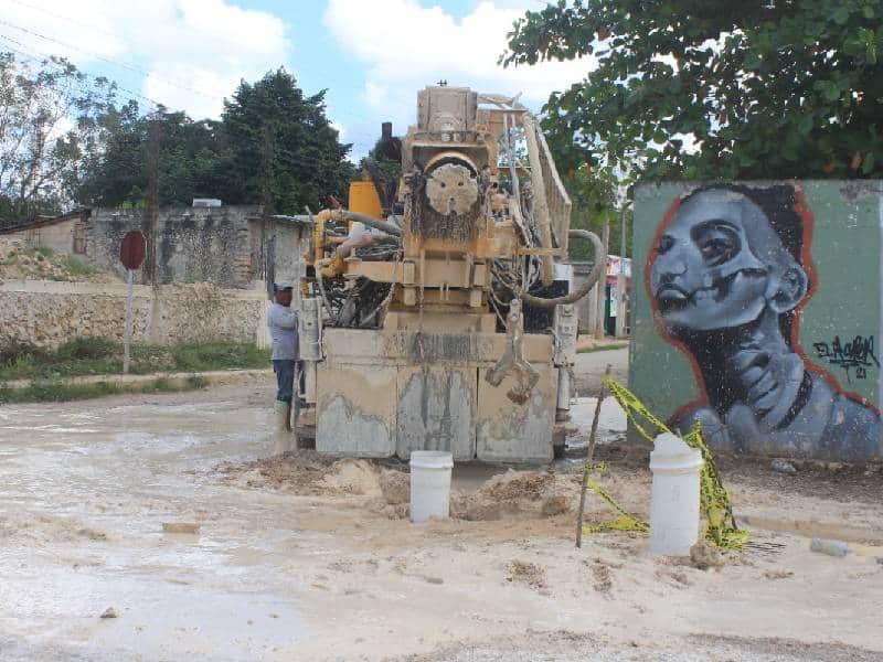 Ayuntamiento de Lázaro Cárdenas atiende problemática de inundaciones
