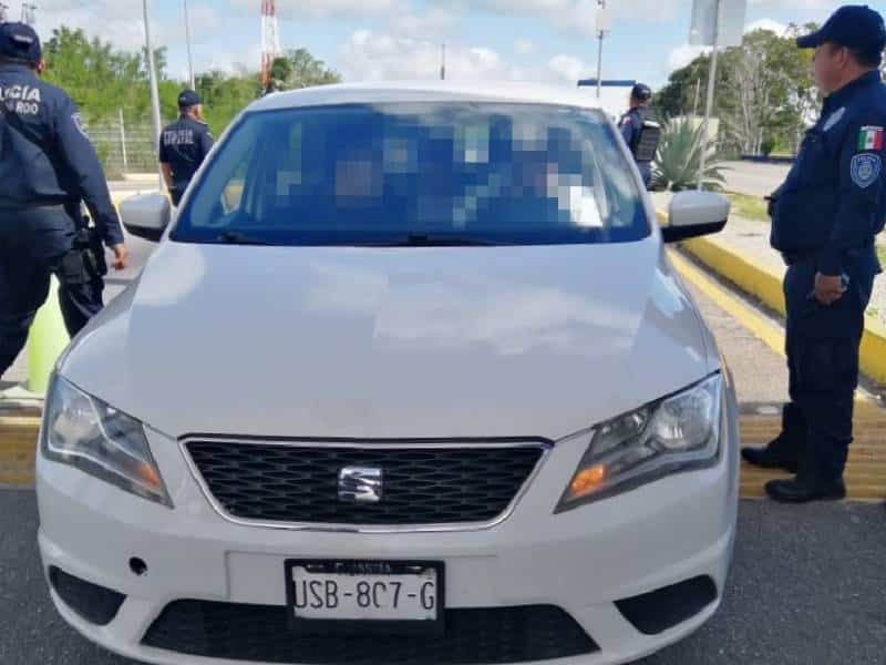 Asegurado un vehículo con reporte de robo