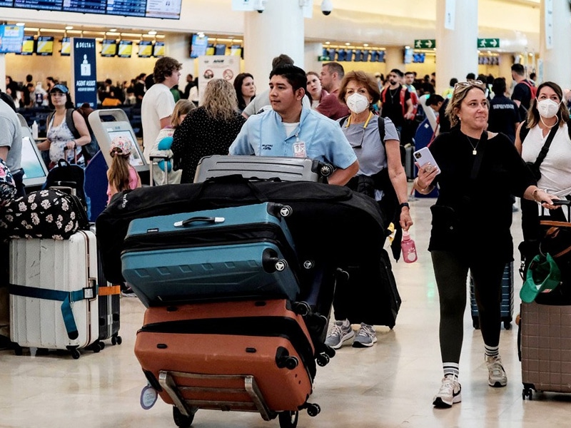El aeropuerto de Cancún, con 525 operaciones