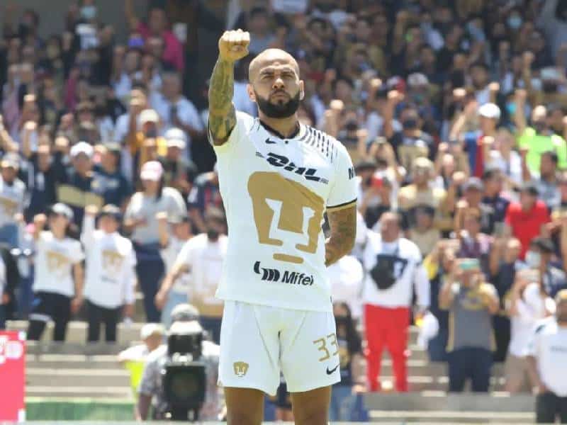 Dani Alves no jugará con Pumas este fin de semana