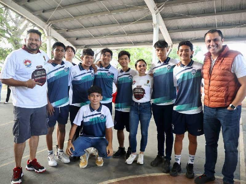 Pone en marcha Ana Paty Peralta el programa de rescate y rehabilitación de espacio deportivos