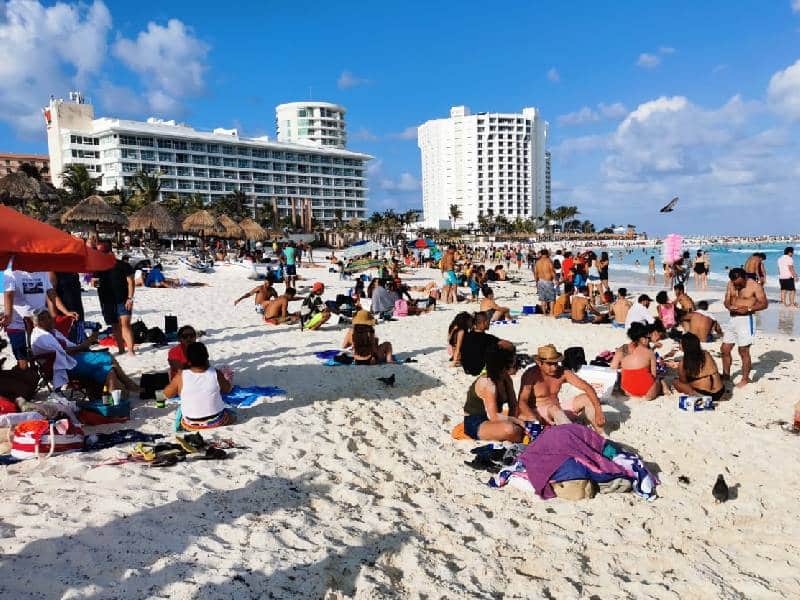 Incrementarán en 20% los impuestos para turistas en este 2023