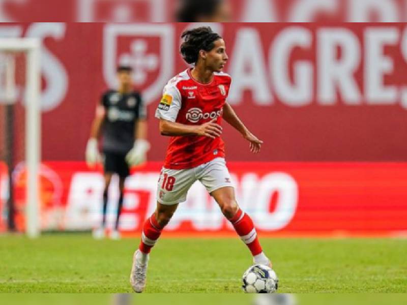 Diego Lainez podría estar listo para firmar con Tigres