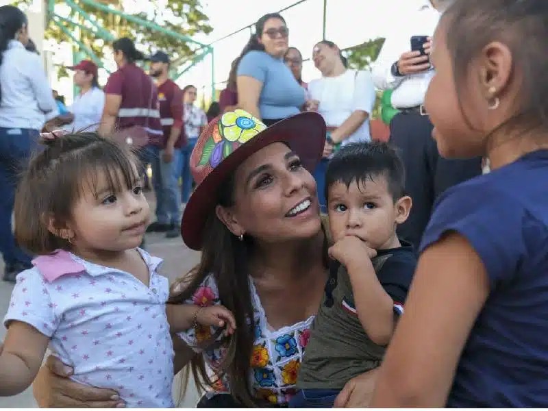 Mara Lezama lleva juguetes, diversión y convivencia a la niñez de la zona cañera