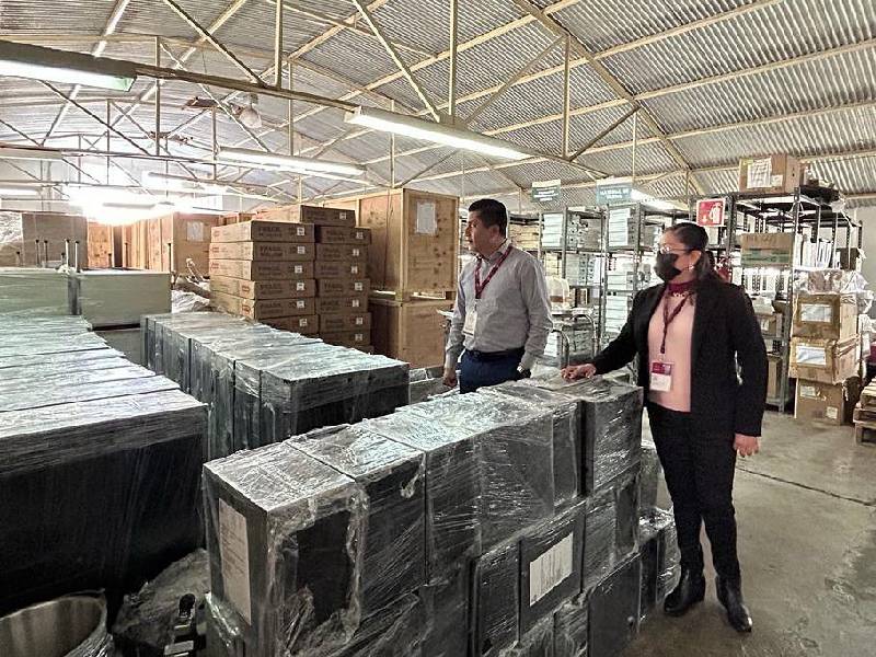 Recibe Issste Tlaxcala 938 piezas de equipo, mobiliario e insumos