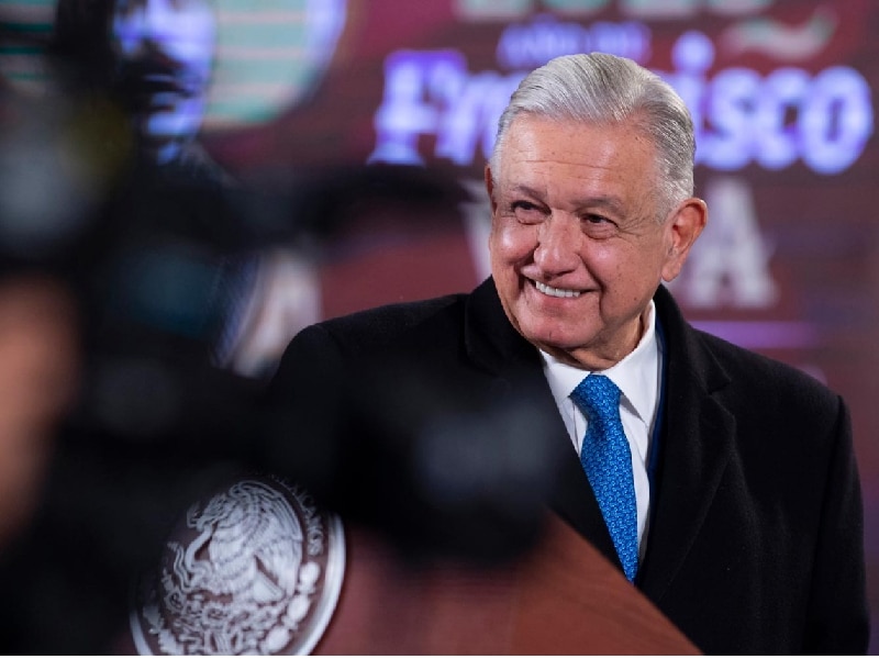 AMLO supervisa trabajos de Tren Maya en Quintana Roo